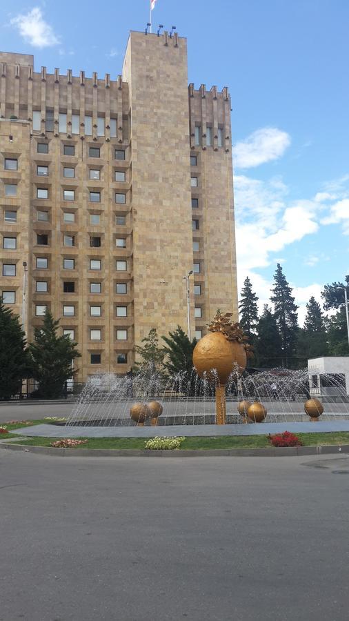 Apartment On Sulkhan-Saba Roma Тбилиси Экстерьер фото