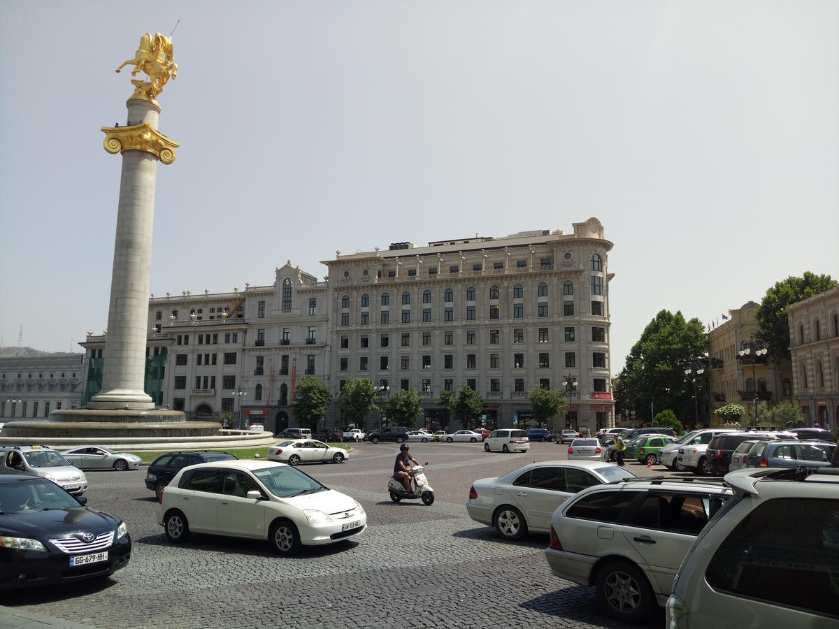 Apartment On Sulkhan-Saba Roma Тбилиси Экстерьер фото