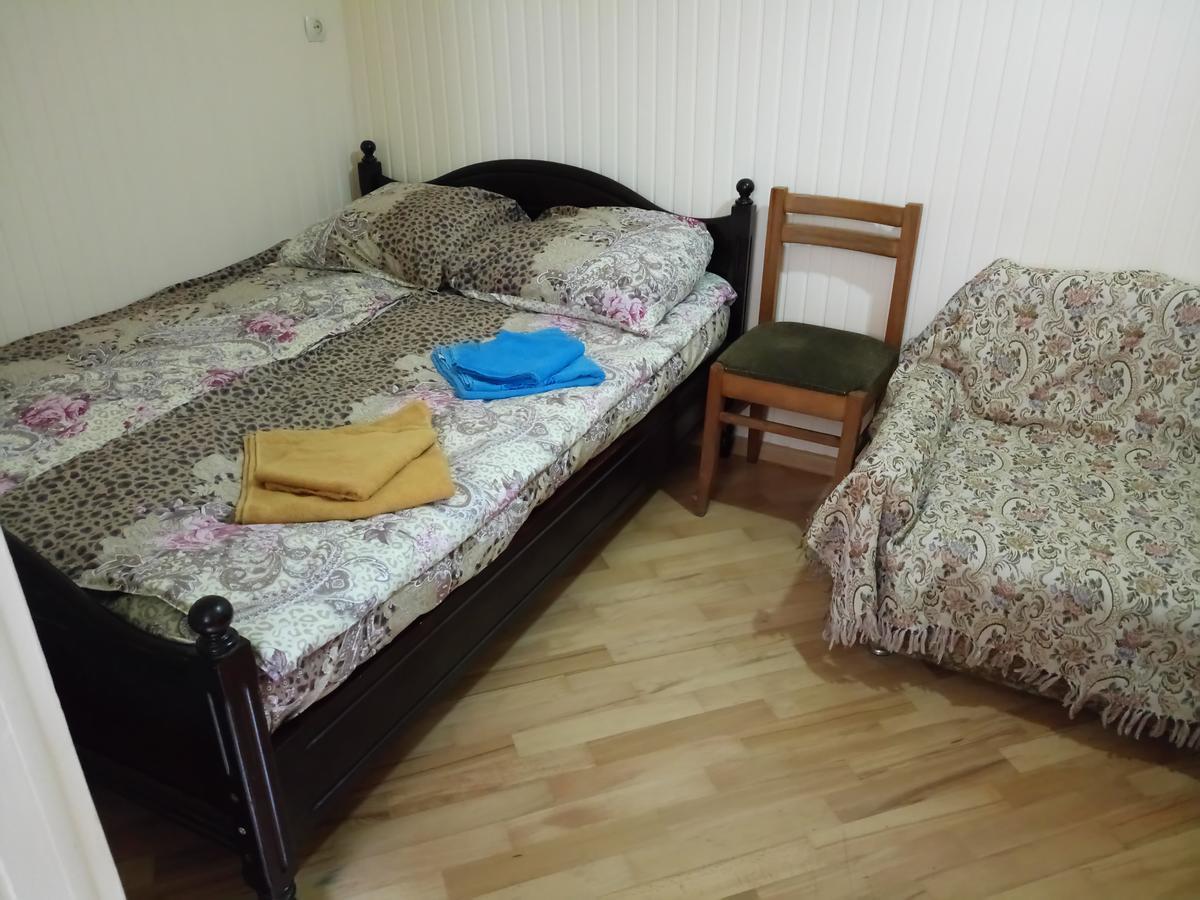 Apartment On Sulkhan-Saba Roma Тбилиси Экстерьер фото